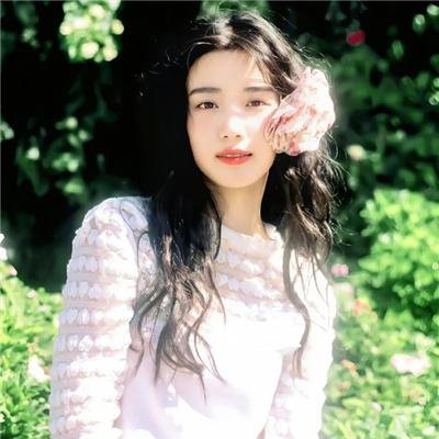 萌子美 虽然她有点怪